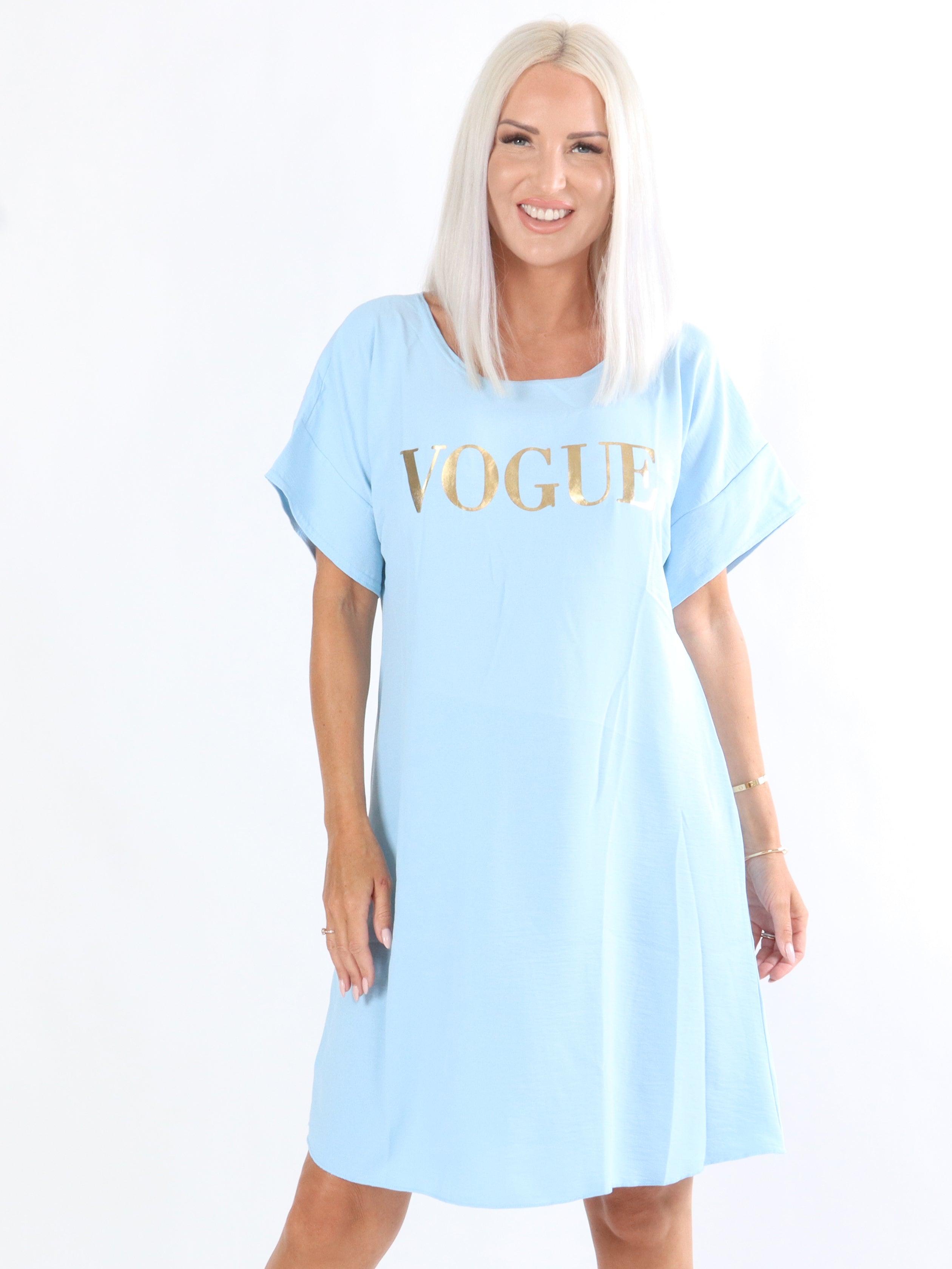Yulian - Armégrön lång t-shirt klänning med guldskrift
